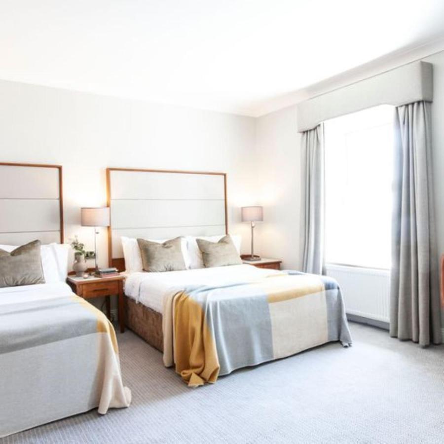 Twin Room,1645009092:JPEG